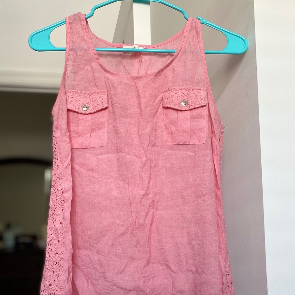 Pink sleeveless top